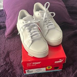 PUMA Smash Platform v2 L Sneaker